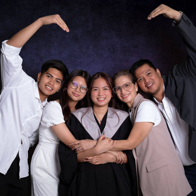 Nica and Family Graduation Shoot